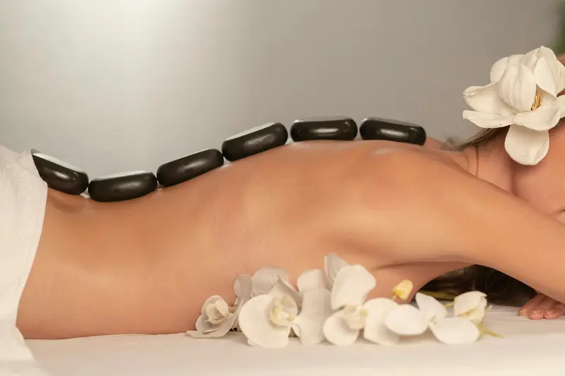Hot stone massage in the quiet room